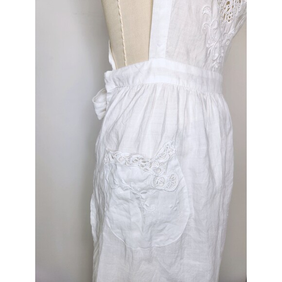 White LINEN Embroidered Apron - Cross Back - Cottage French Country Kitchen 50s - Picture 5 of 10
